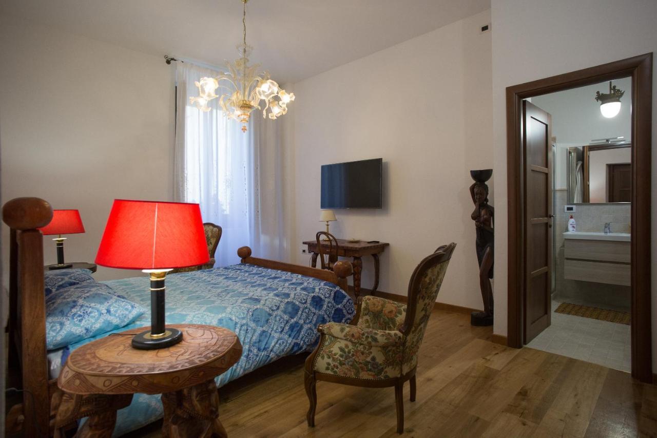 B&B Bone Novelle Dimora Storica Palazzo Zuzi LʼAquila Exterior foto